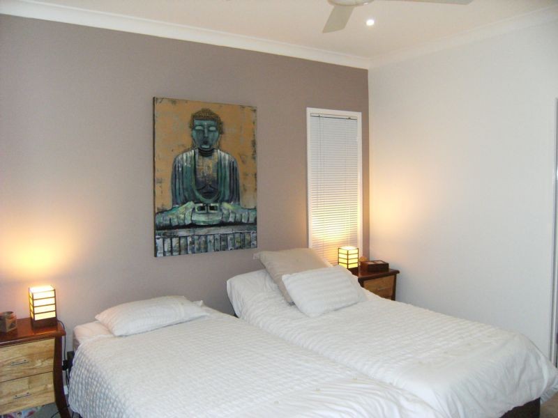 12 Leeside Street, Little Mountain QLD 4551