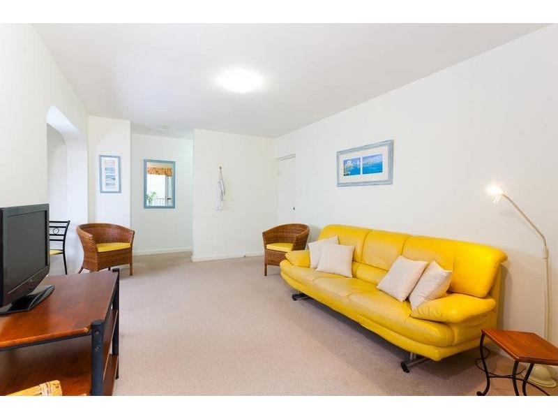 2/14-16 Maloja Ave, Caloundra QLD 4551