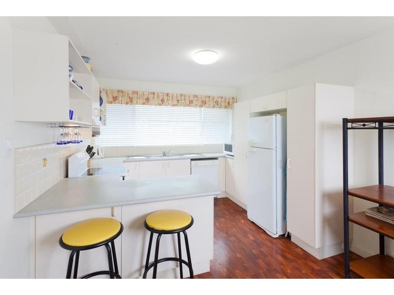 2/14-16 Maloja Ave, Caloundra QLD 4551