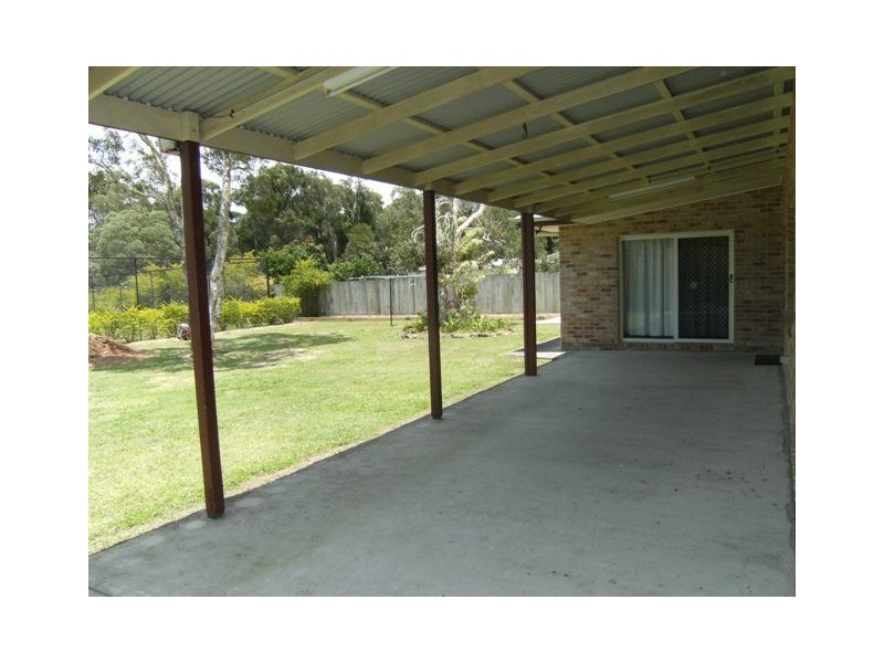 22 Bluegrass Street, Little Mountain QLD 4551