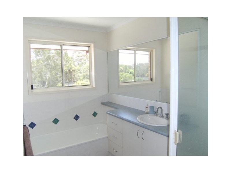 22 Bluegrass Street, Little Mountain QLD 4551