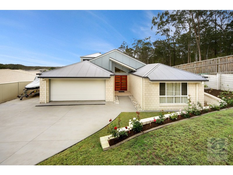 5 Lakewood St, Little Mountain QLD 4551