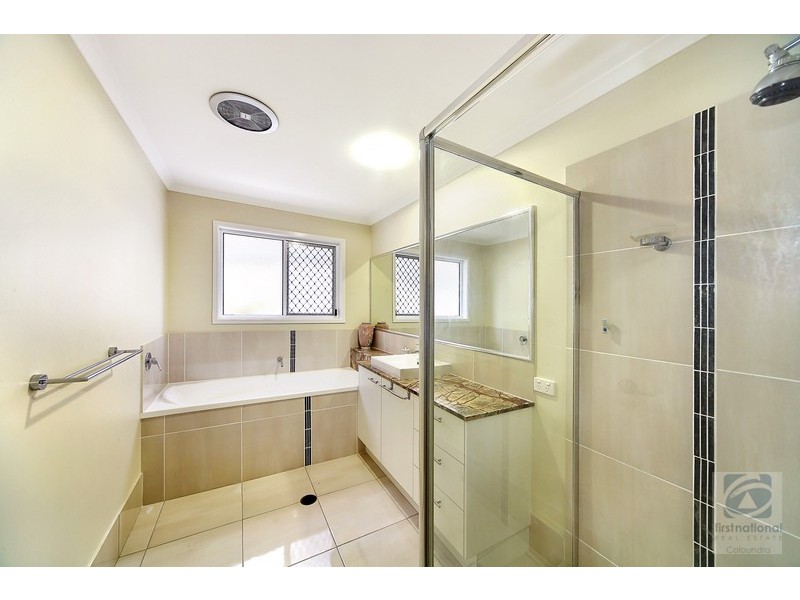 5 Lakewood St, Little Mountain QLD 4551