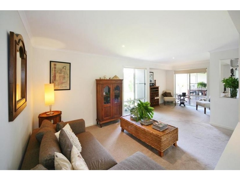 7 Airlie Cres, Pelican Waters QLD 4551