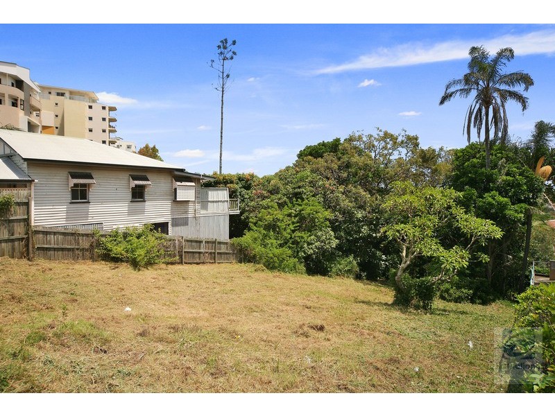 22-24 Canberra Terrace, Caloundra QLD 4551