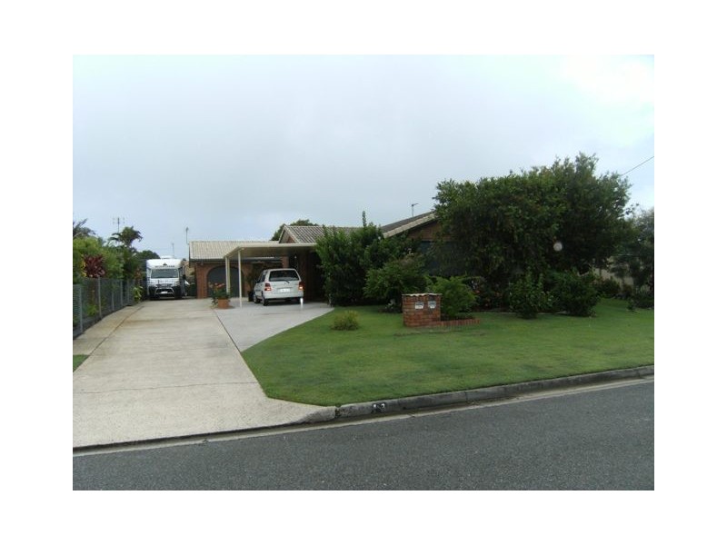 1/3 St Pauls Avenue, Golden Beach QLD 4551