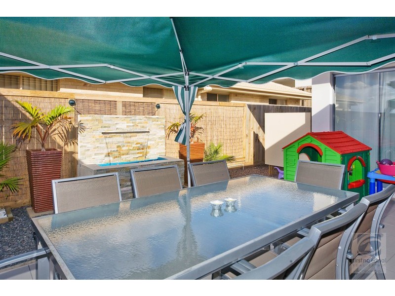 12 Leeside St, Little Mountain QLD 4551