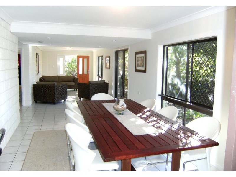 27 Albert Street, Shelly Beach QLD 4551