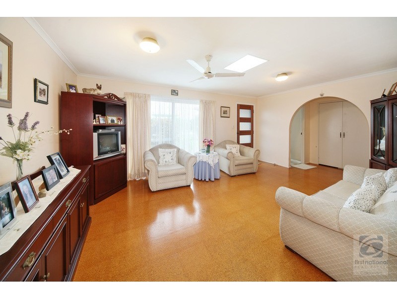 18 Coonowrin St, Battery Hill QLD 4551