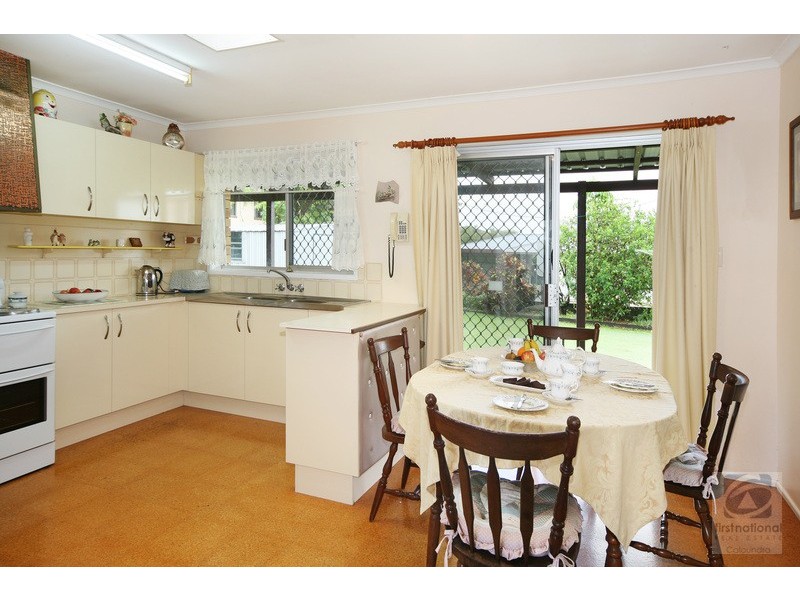 18 Coonowrin St, Battery Hill QLD 4551