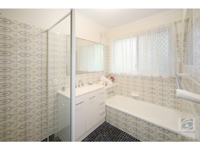 18 Coonowrin St, Battery Hill QLD 4551
