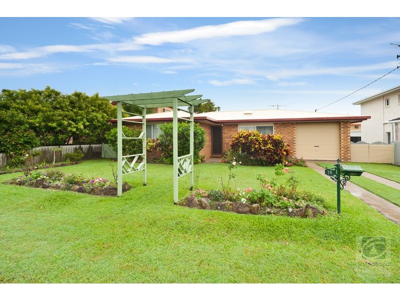 18 Coonowrin St, Battery Hill QLD 4551