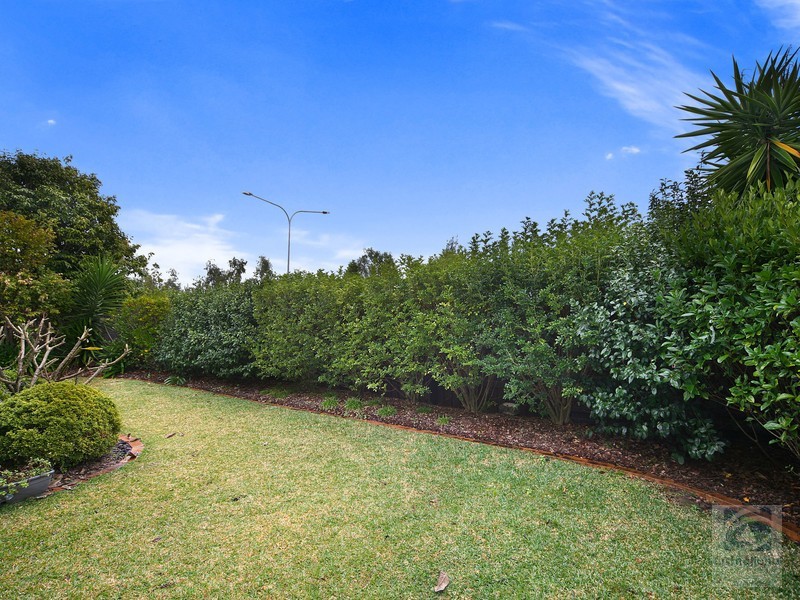 38 Tall Trees Way, Little Mountain QLD 4551