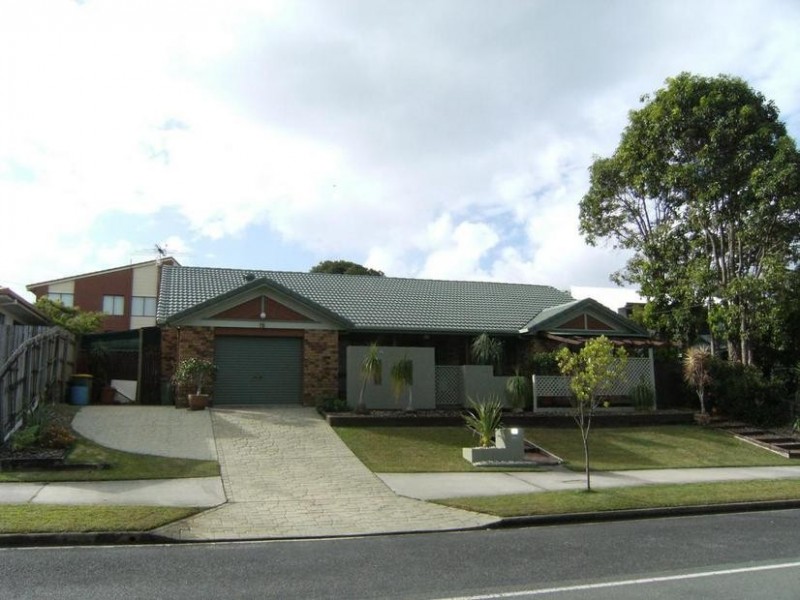 19 Beerburrum St, Dicky Beach QLD 4551