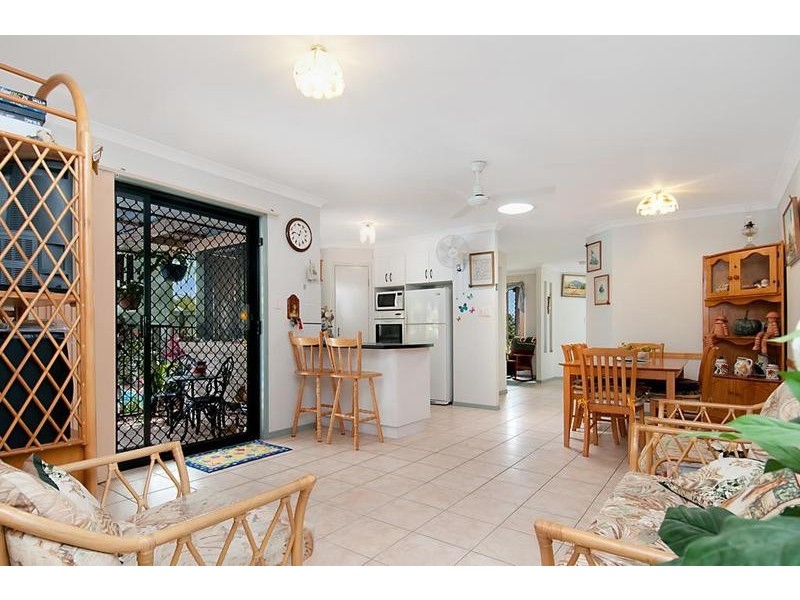 28 Bellevue Drive, Little Mountain QLD 4551