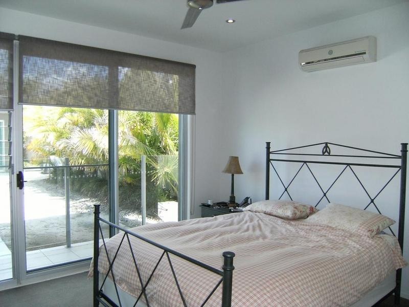 37 WESTHOLME CCT, Pelican Waters QLD 4551