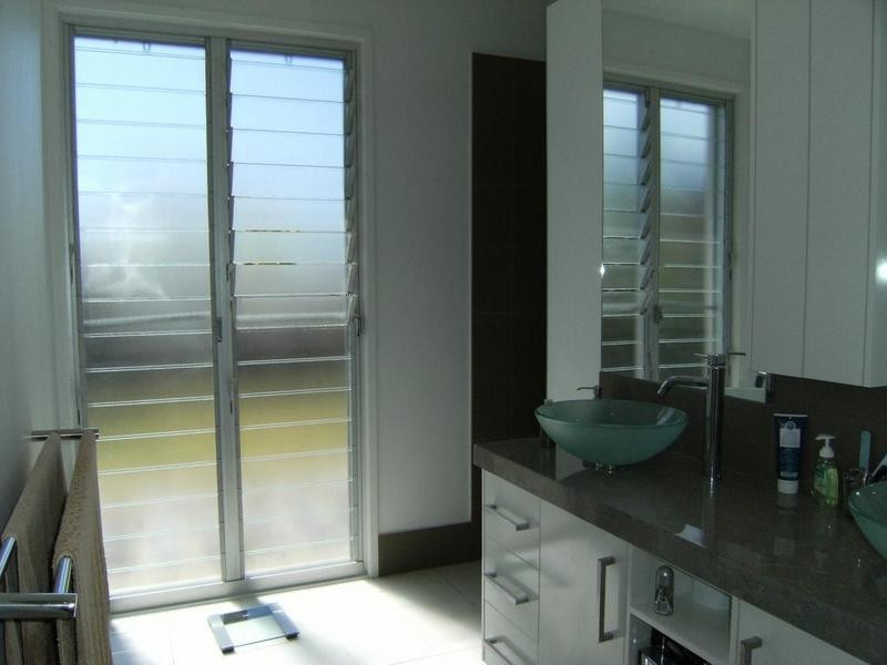 37 WESTHOLME CCT, Pelican Waters QLD 4551