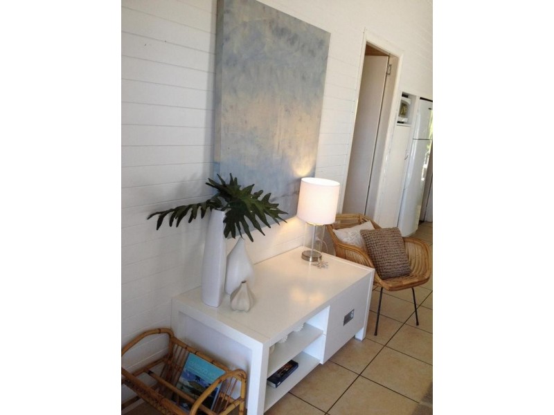 24 Roderick St, Moffat Beach QLD 4551