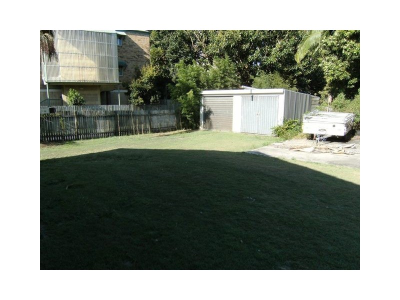 99-103 Landsborough Pde, Golden Beach QLD 4551