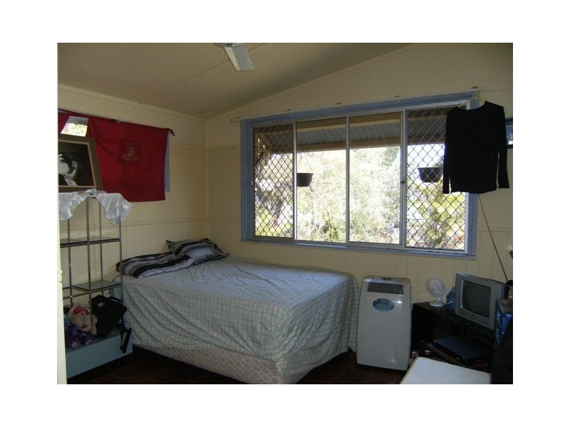 101 Landsborough Pde, Golden Beach QLD 4551