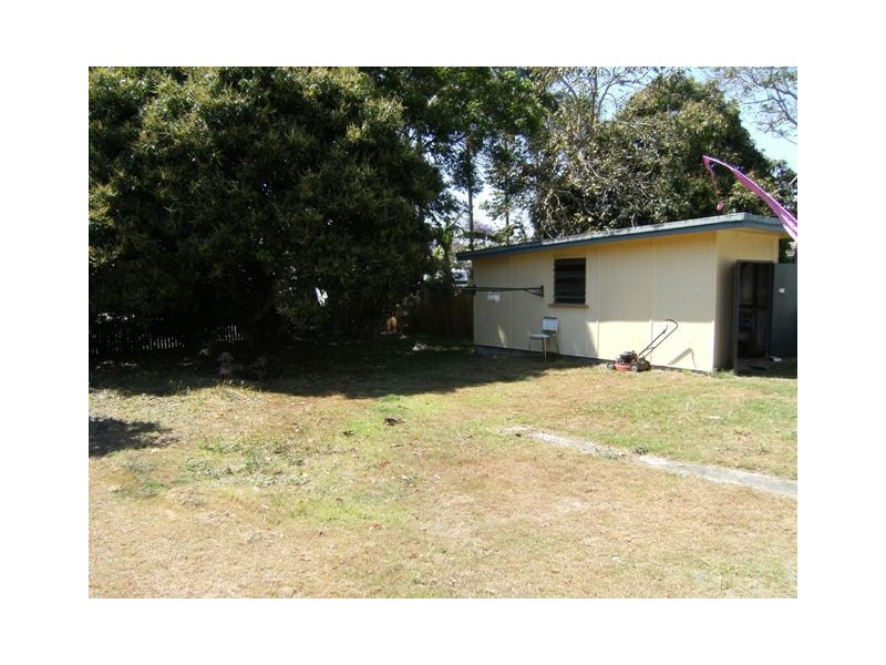 101 Landsborough Pde, Golden Beach QLD 4551