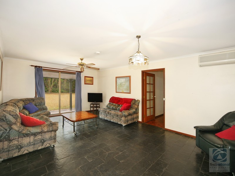 9 Koala Ct, Little Mountain QLD 4551