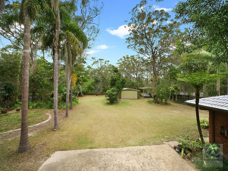 9 Koala Ct, Little Mountain QLD 4551