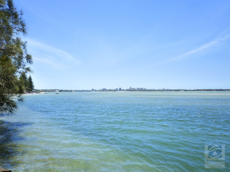 6 Haig St, Golden Beach QLD 4551