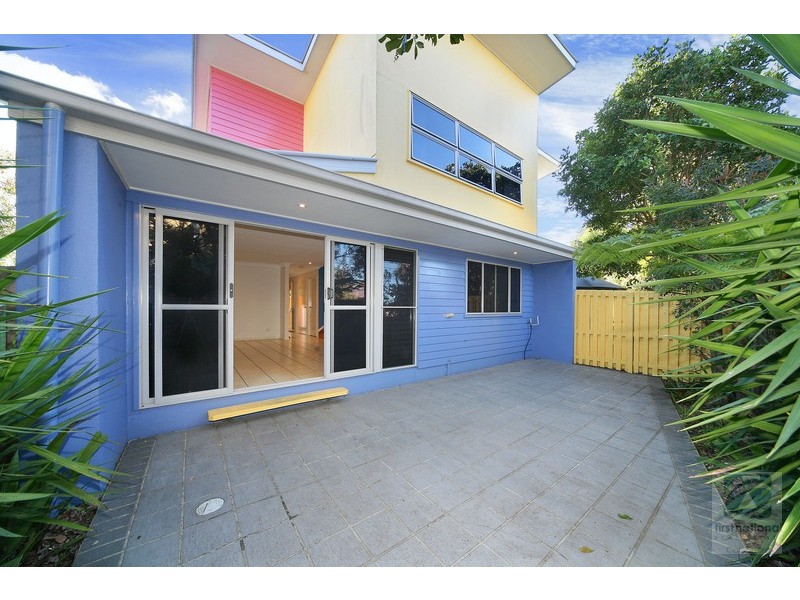 3/3 Bott St, Dicky Beach QLD 4551