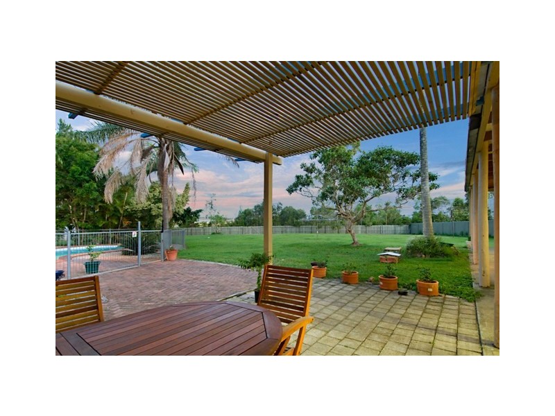 15 Casuarina Dr, Little Mountain QLD 4551
