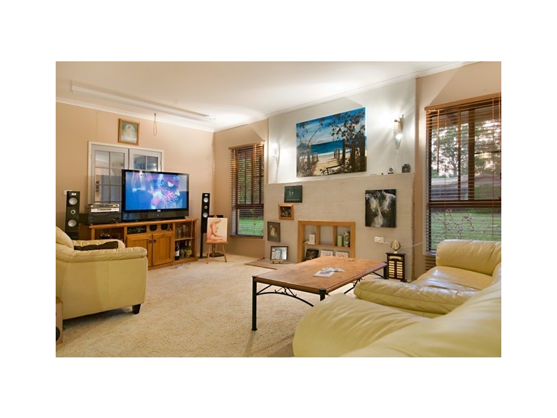 15 Casuarina Dr, Little Mountain QLD 4551