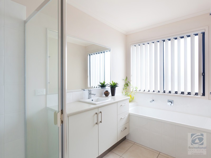 99 O’Reilly Drive, Caloundra West QLD 4551