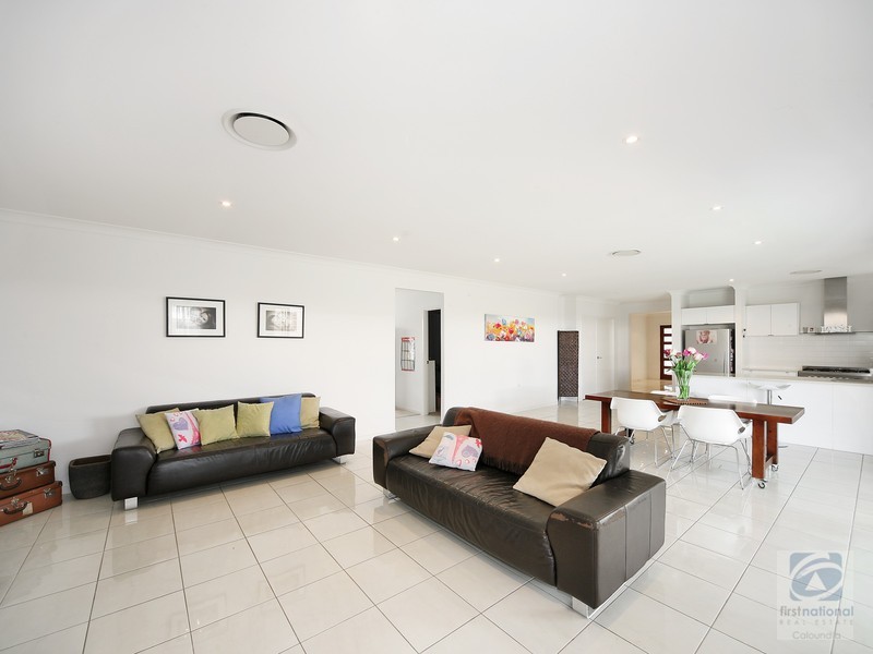 6 Torrens St, Caloundra West QLD 4551