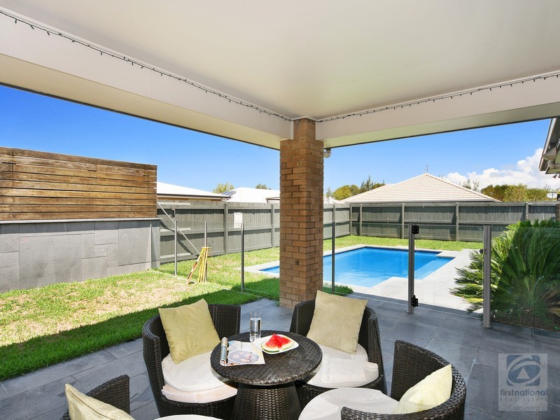 6 Torrens St, Caloundra West QLD 4551