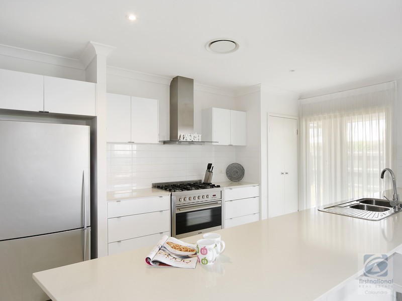 6 Torrens St, Caloundra West QLD 4551