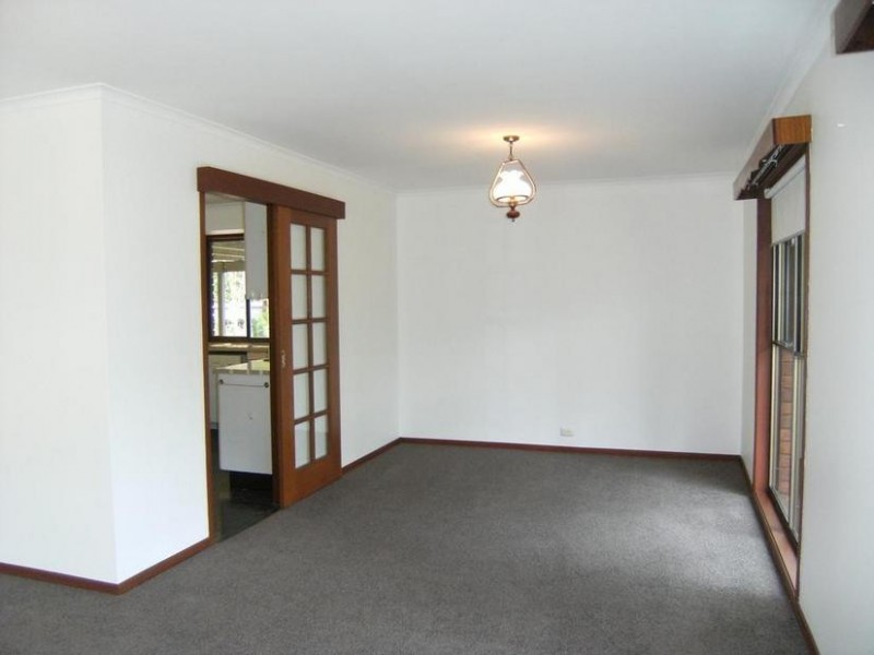 9 Koala Court, Little Mountain QLD 4551
