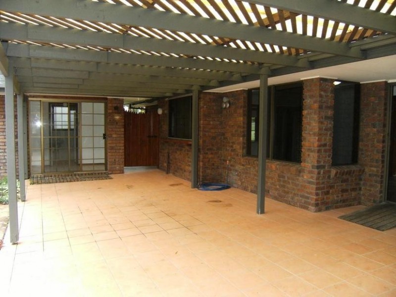 9 Koala Court, Little Mountain QLD 4551