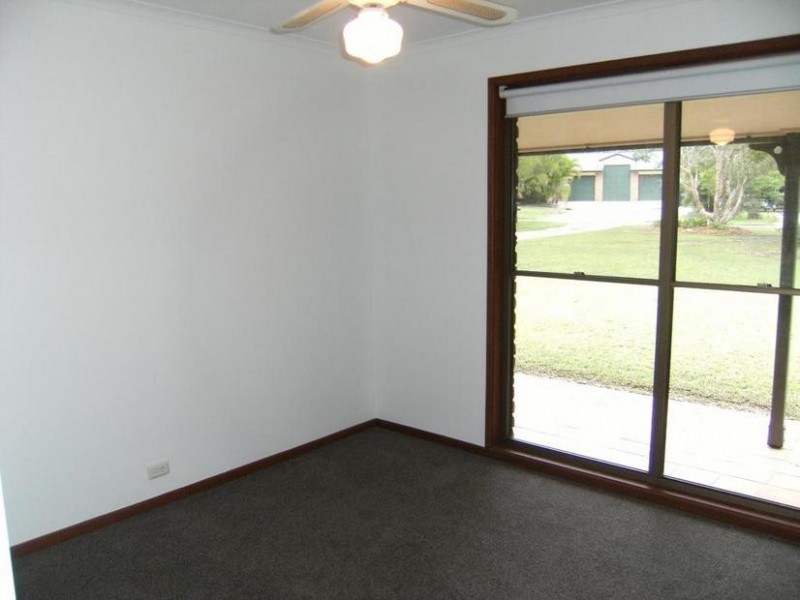 9 Koala Court, Little Mountain QLD 4551