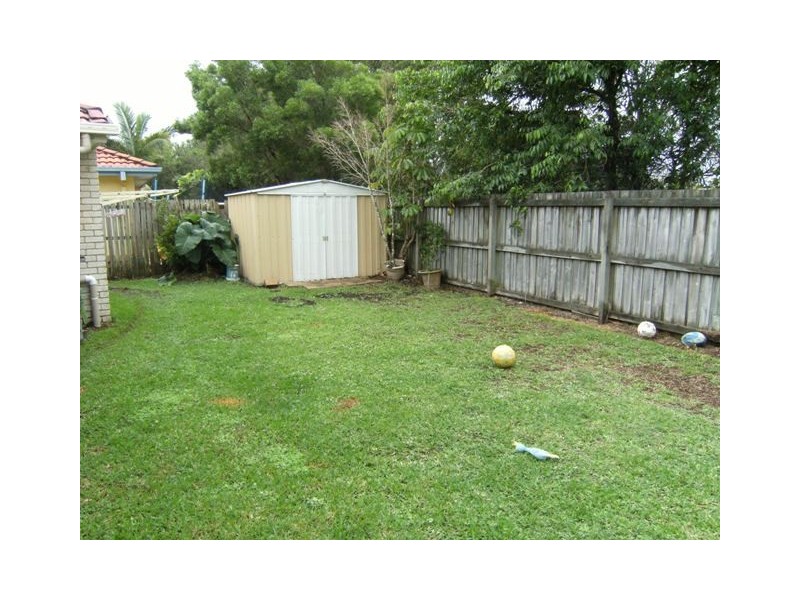 28 Caulfield Cl, Little Mountain QLD 4551