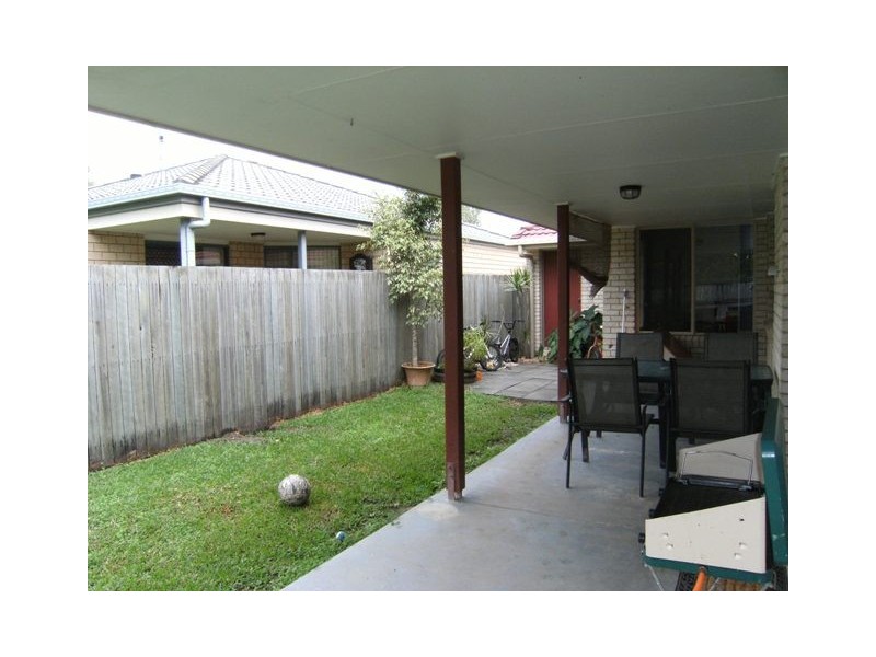 28 Caulfield Cl, Little Mountain QLD 4551