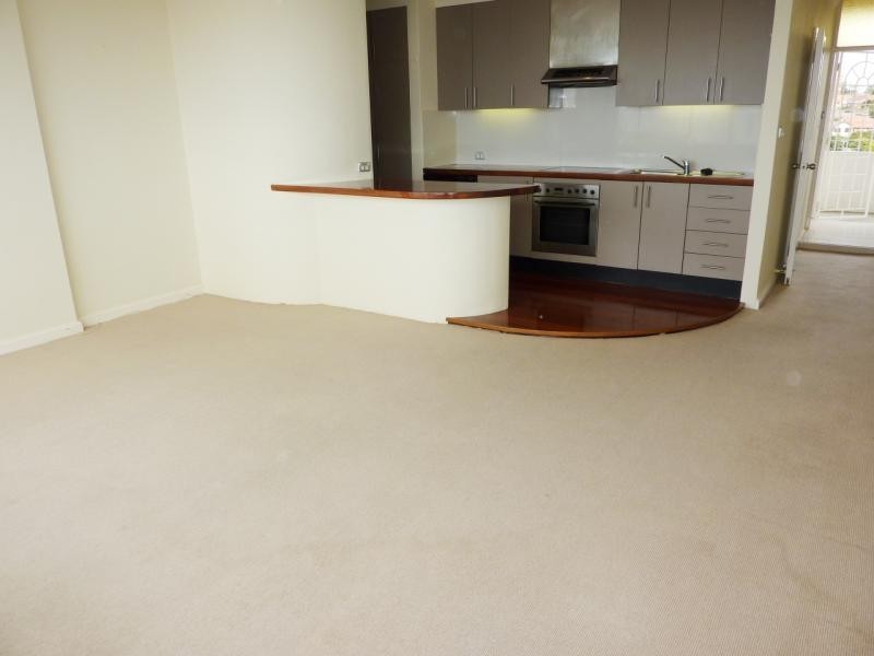 68/20 Illawong Avenue, Tamarama NSW 2026