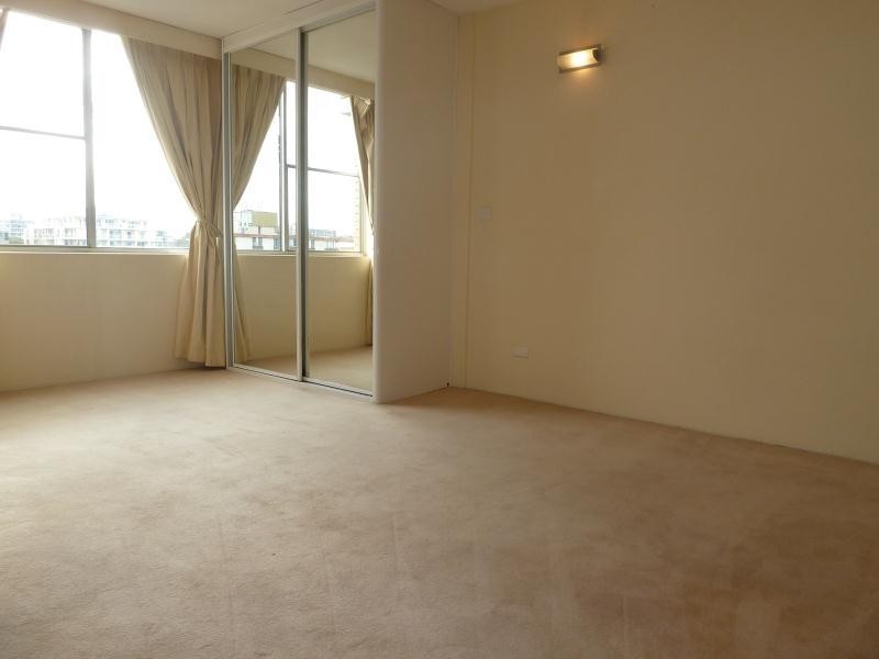 906/212 Bondi Road, Bondi NSW 2026