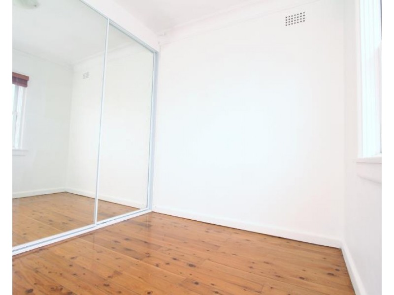 2/10 Lancaster Road, Dover Heights NSW 2030