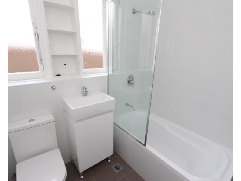 1/10 Lancaster Road, Dover Heights NSW 2030