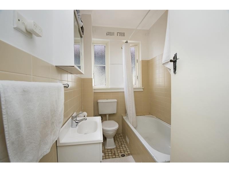 11/5 Hastings Parade, Bondi Beach NSW 2026