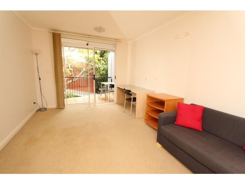 4/2b Ben Eden Street, Bondi Junction NSW 2022