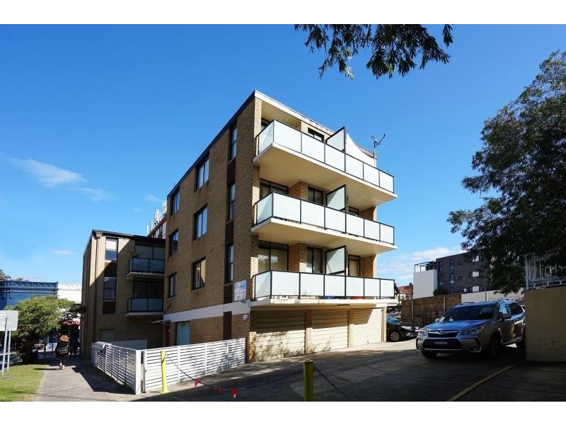 LUG 10/180 Bondi Road, Bondi NSW 2026