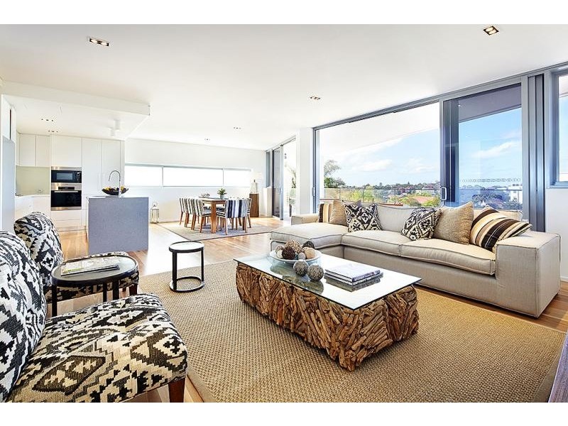 2/5-7 Waverley Crescent, Bondi Junction NSW 2022