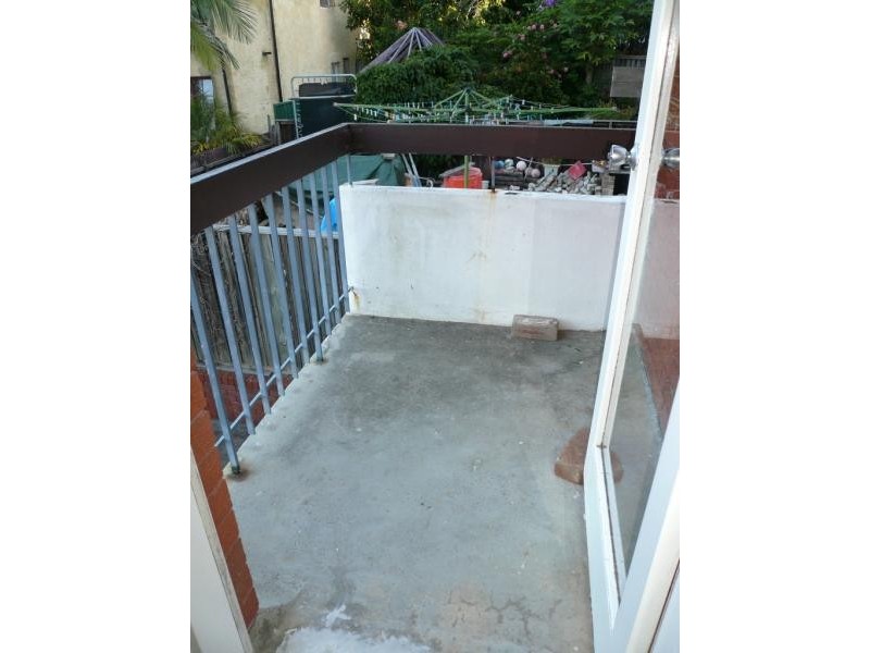 2/10 Moore Street, Bondi NSW 2026