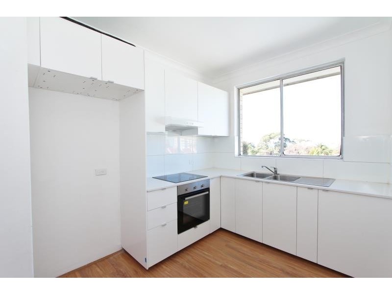 8/8 Kenilworth Street, Bondi Junction NSW 2022